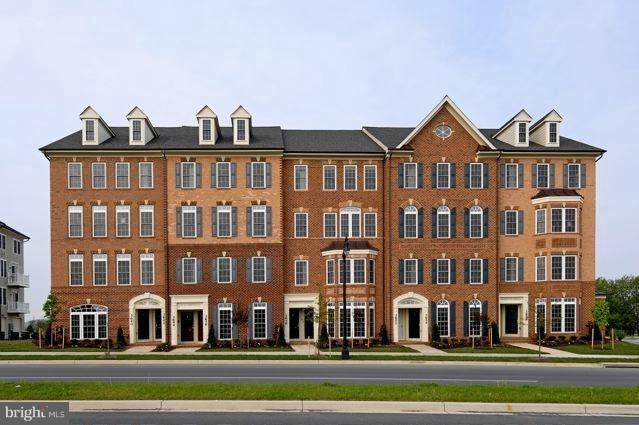 910 Hall Station Dr unit A, Bowie, MD 20721 - photo 1