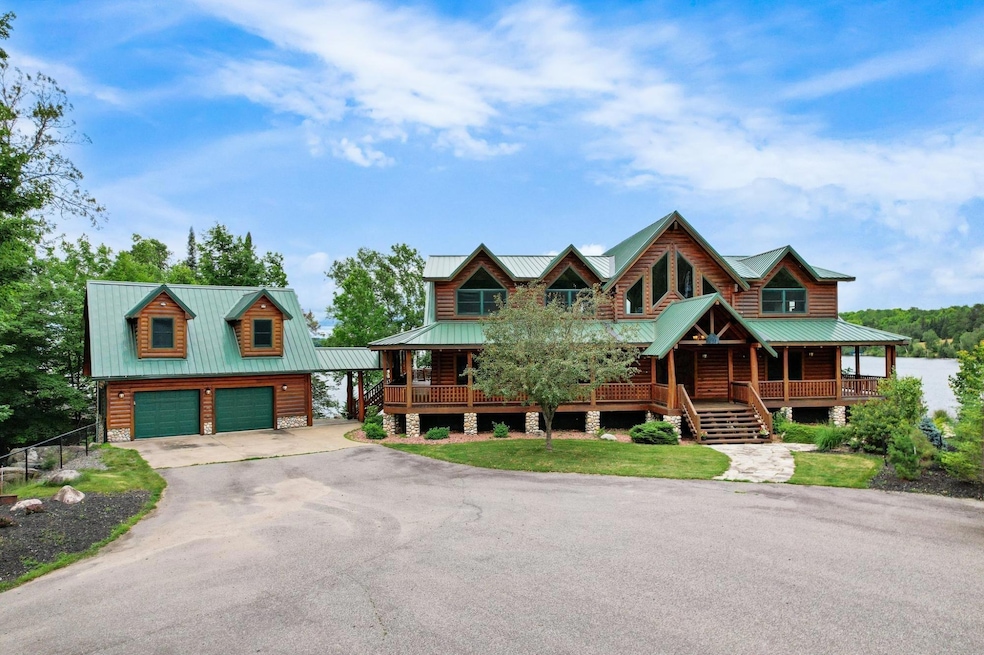 For Sale $2,850,000 • Co-Listing Agent