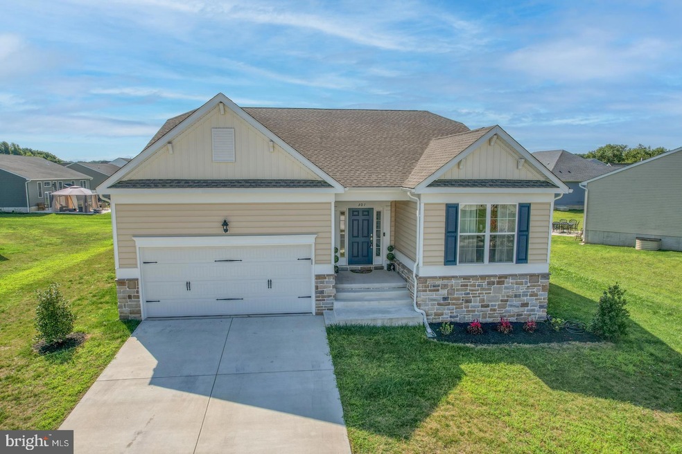 301 Tiburan Ct, Felton, DE 19943 - photo 1