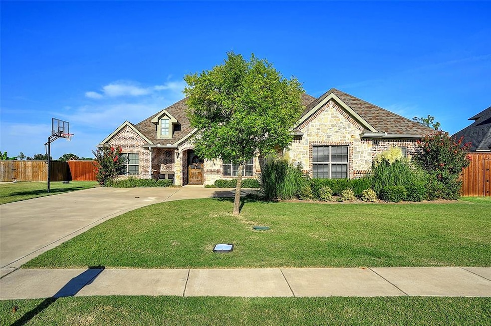 1137 Fountain Creek Blvd, Pottsboro, TX 75076 - photo 1