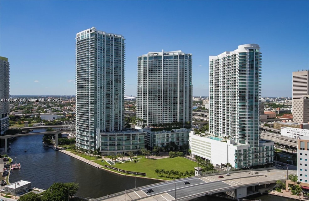 Mint at Riverfront unit 3608, Miami, FL 33130 - photo 1