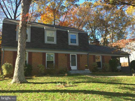 5418 Rumsey Place, Fairfax, VA 22032 - photo 1