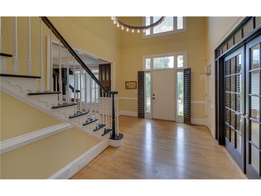 4420 Burgess Hill Ln, Alpharetta, GA 30022 - photo 1