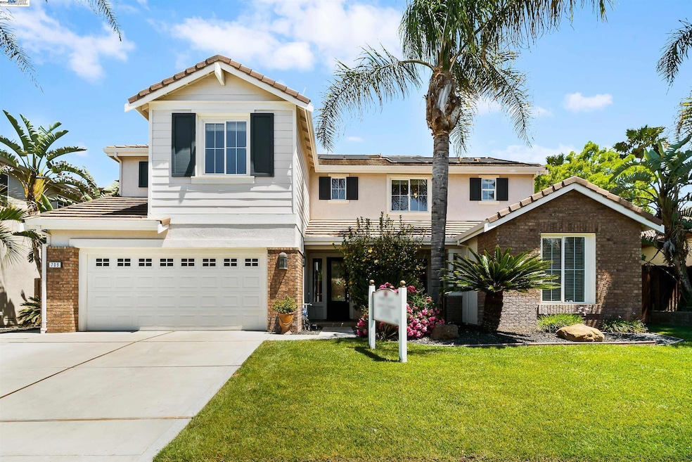 Sold $959,000 • Co-Listing Agent