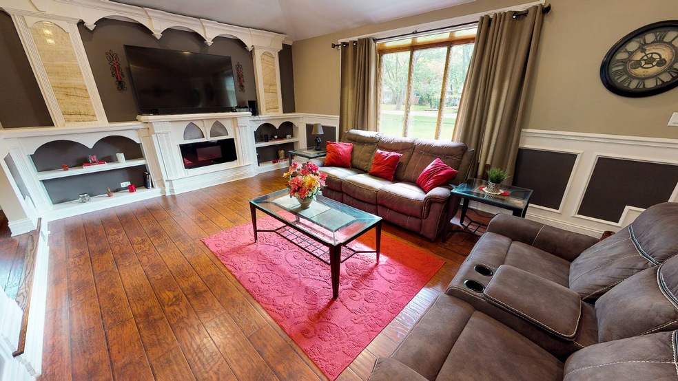 18727 Springfield Ave, Flossmoor, IL 60422 - photo 1