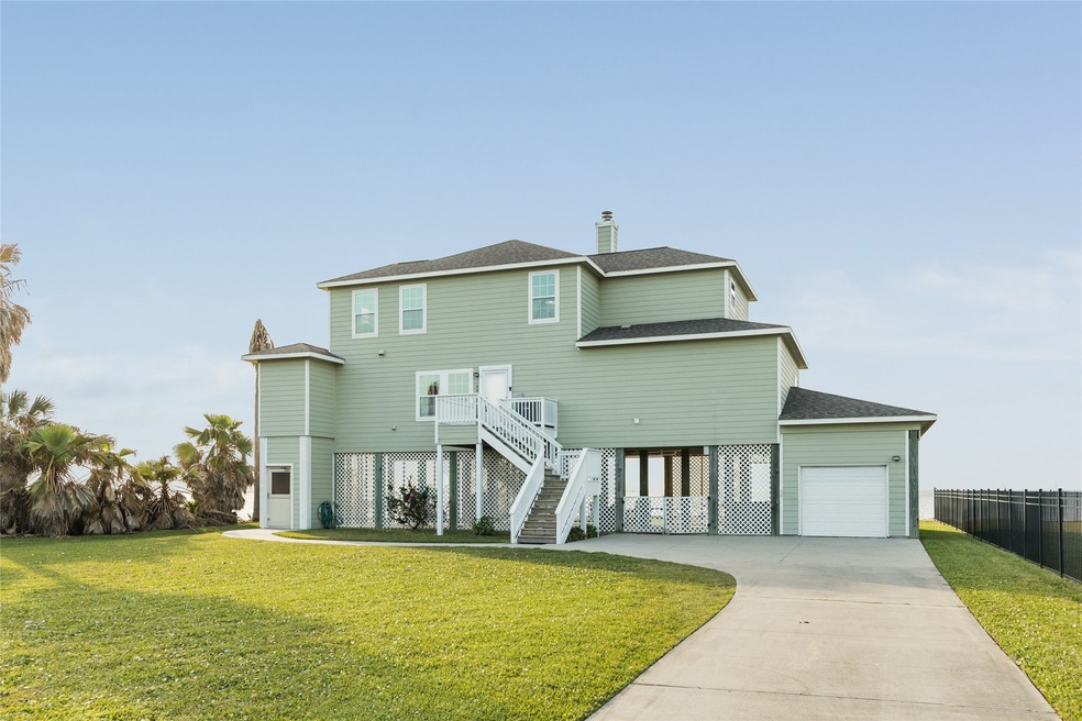 8002 Channelview Dr, Galveston, TX 77554 - photo 1
