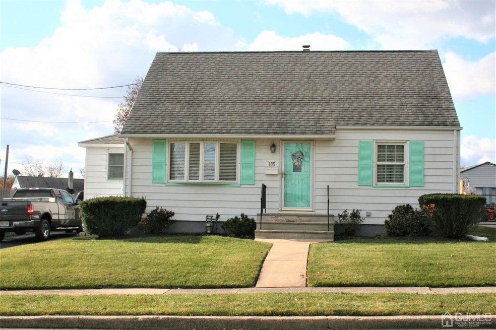 Welcome Home!!  Well maintained and ready for new 
