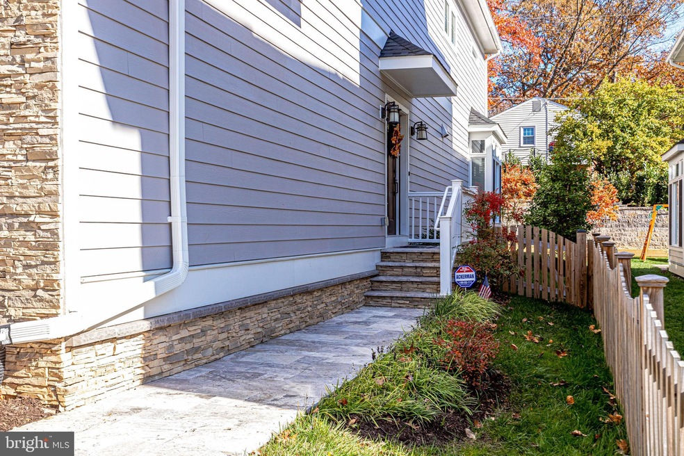 2333 Highland Ave, Falls Church, VA 22046 - photo 1