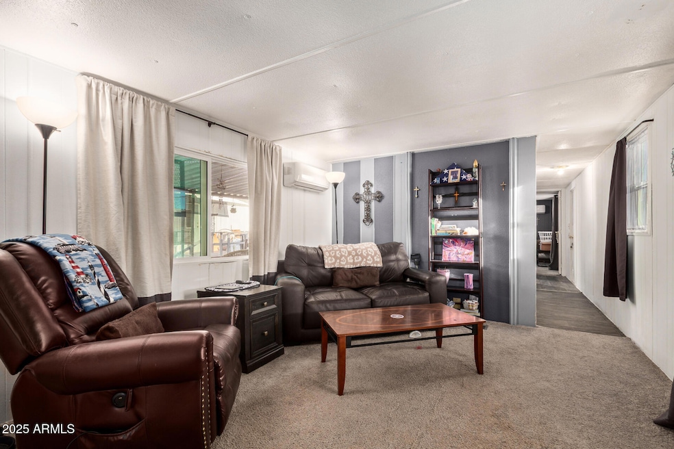 10401 N Cave Creek Rd unit 11, Phoenix, AZ 85020 - photo 1