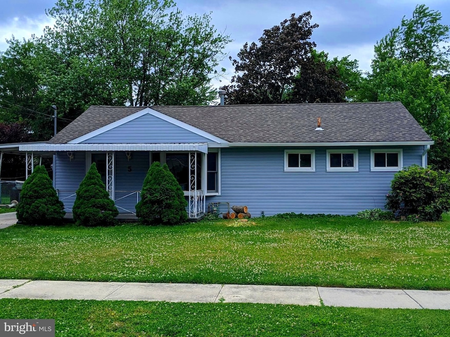 5 Oak Landing Rd, Lumberton, NJ 08048 - photo 1