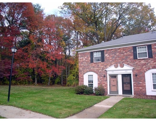 501 Windsor Dr unit 501, Framingham, MA 01701 - photo 1