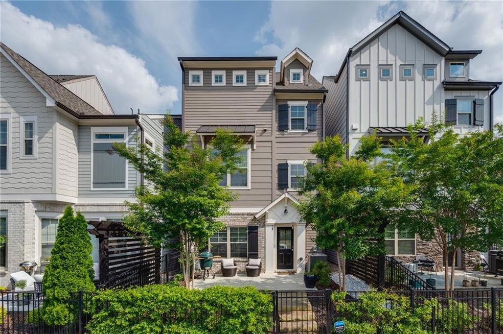 1093 Kirkland Cir, Smyrna, GA 30080 - photo 1