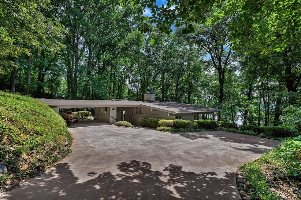 Under Contract $1,250,000 • Co-Listing Agent