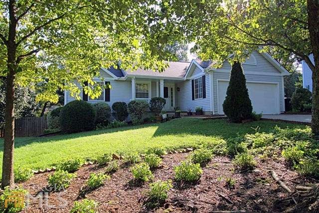 10445 Willow Meadow Cir unit 3, Alpharetta, GA 30022 - photo 1