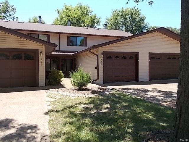 908 Westwood Rd, Maryville, IL 62062 - photo 1