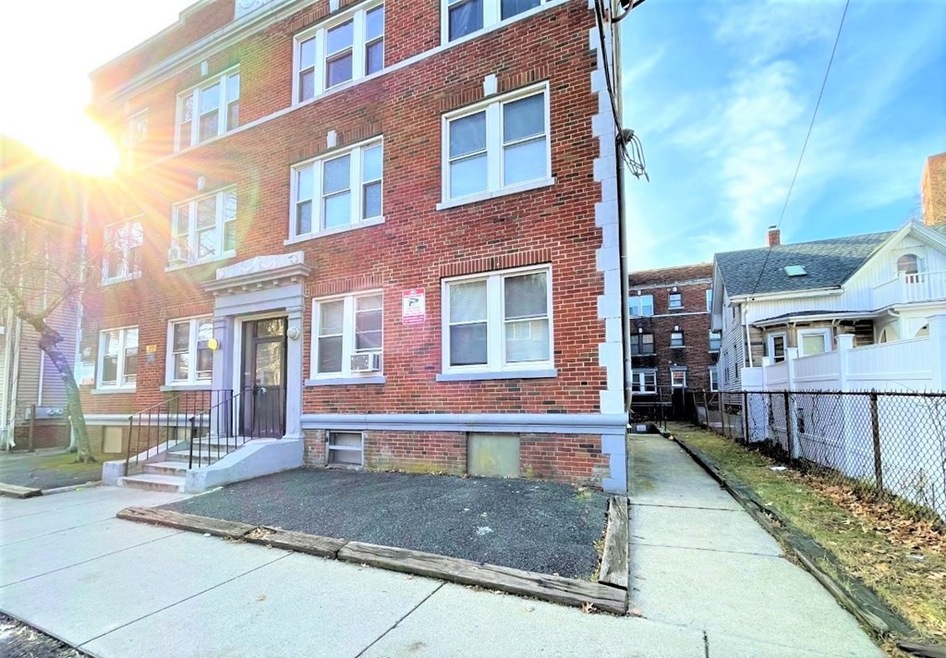 15 Huss Ct unit 101, Lynn, MA 01905 - photo 1