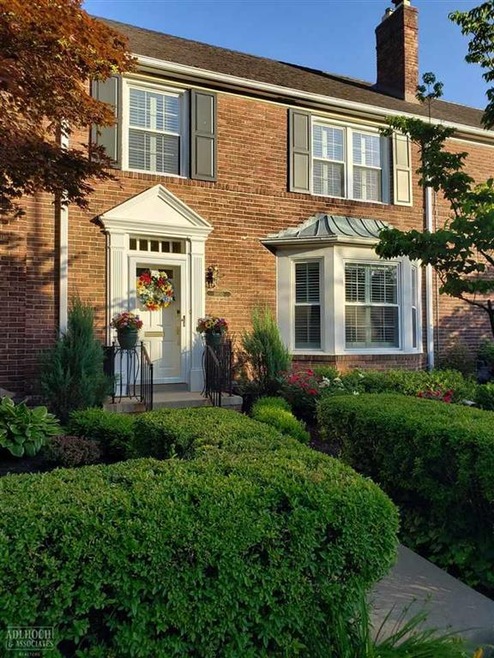 16850 Saint Paul St unit 5, Grosse Pointe Park, MI 48230 - photo 1