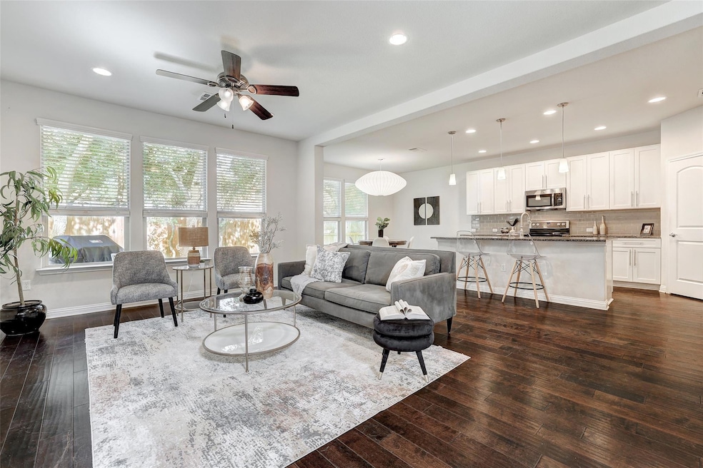 10600 Tramonto Dr unit 9, Austin, TX 78748 - photo 1