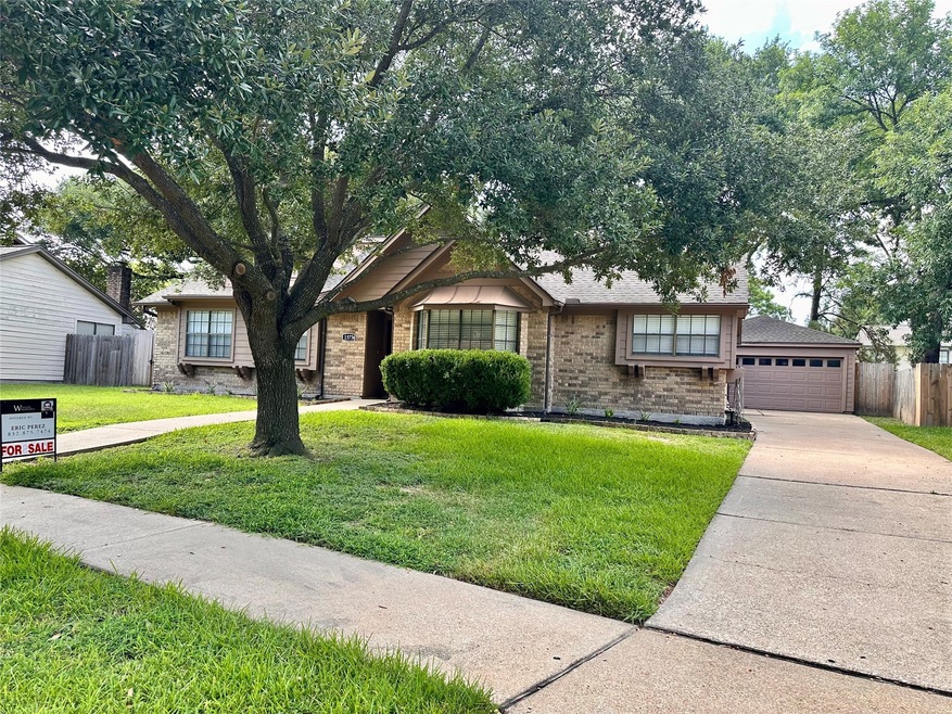 15734 Lakedale Dr, Houston, TX 77095 - photo 1