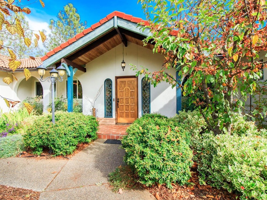 3800 Walker Creek Rd, Central Point, OR 97502 - photo 1