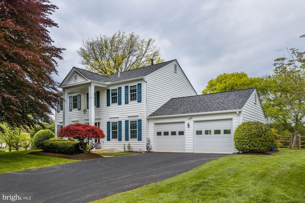 11225 Freas Dr, North Potomac, MD 20878 - photo 1