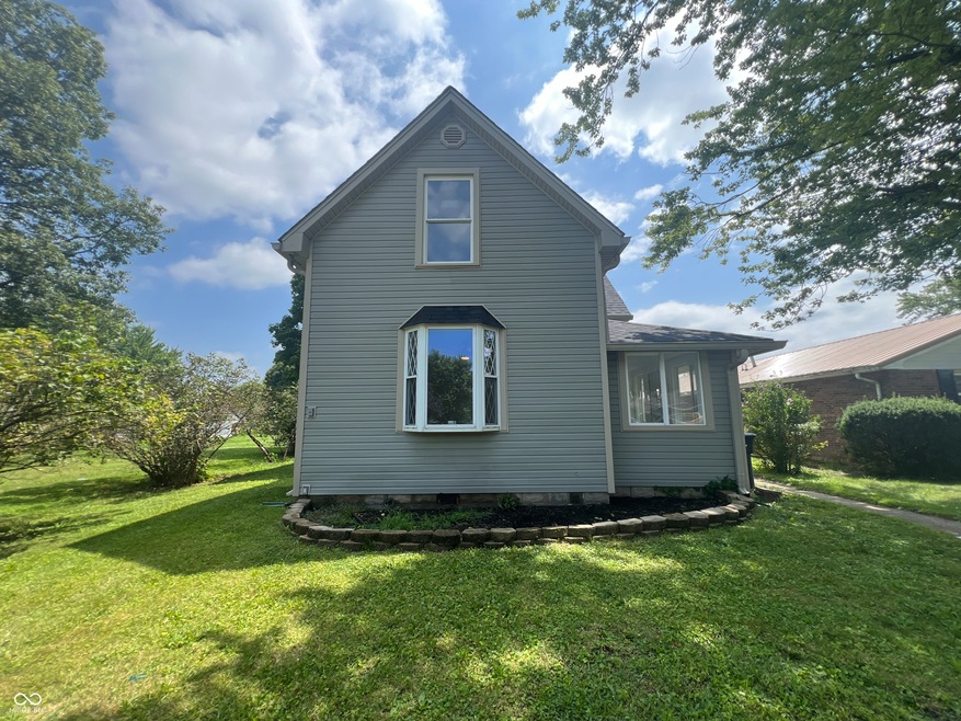 205 N 10th St, Elwood, IN 46036 - photo 1