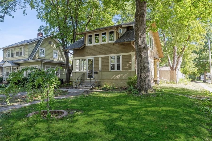 1303 45th St, Des Moines, IA 50311 - photo 1