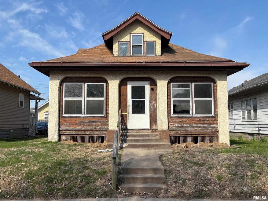 1208 Glenhurst Ct, Rock Island, IL 61201 - photo 1