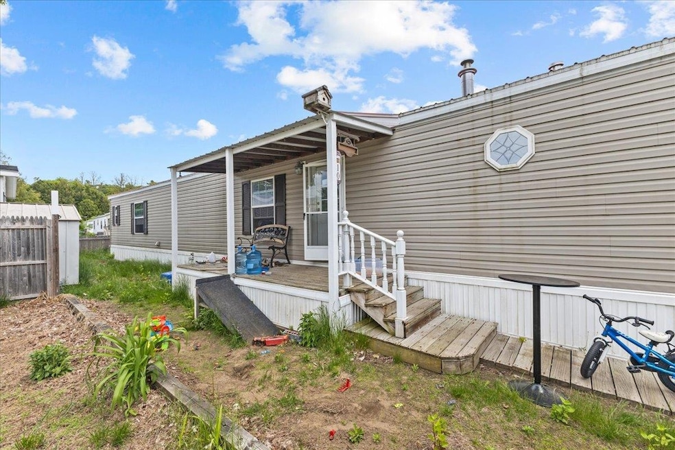 10 Avenue A, Burlington, VT 05408 - photo 1