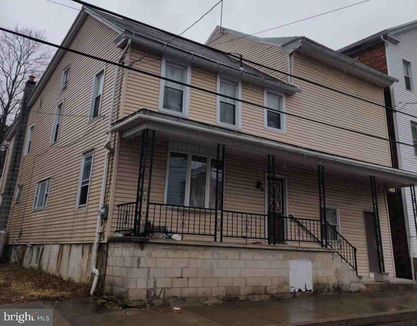 42 Washington St, Middleport, PA 17953 - photo 1