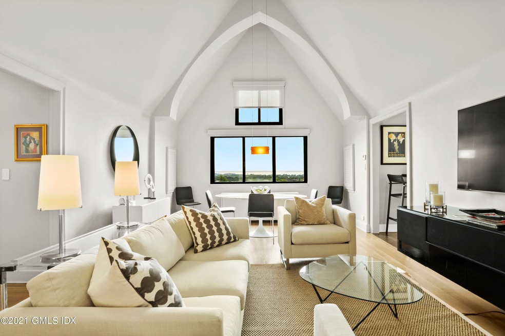 Greenwich Lodge unit 6C, Greenwich, CT 06830 - photo 1