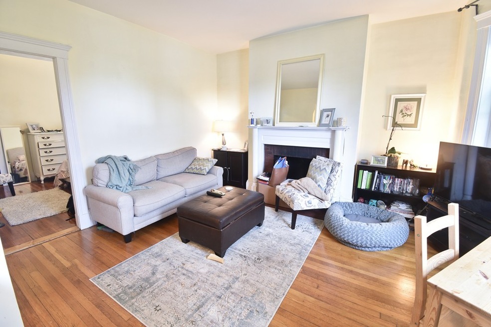 299 Tappan St unit 6, Brookline, MA 02445 - photo 1