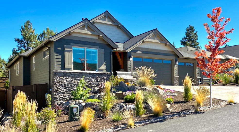 61016 SE Stari Most Loop | Bend