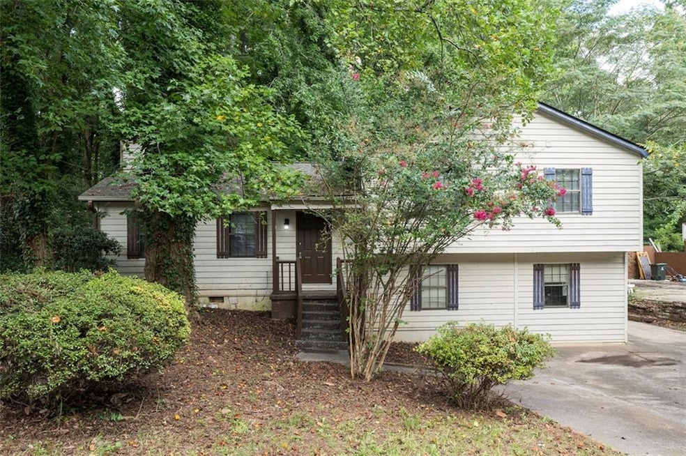 3038 Courtney Dr SW, Marietta, GA 30060 - photo 1