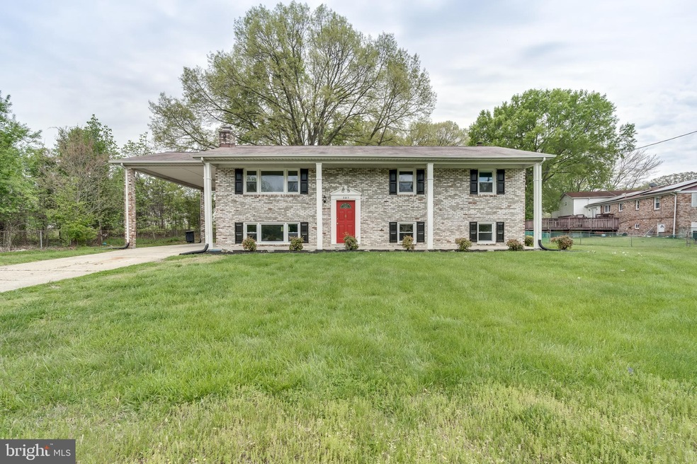 9205 Dyson Rd, Brandywine, MD 20613 - photo 1