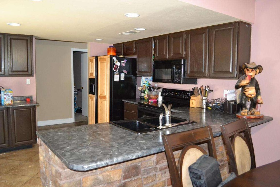 KITCHEN VIEW
