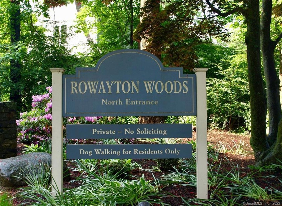 9 Rowayton Woods Dr unit 9, Norwalk, CT 06854 - photo 1