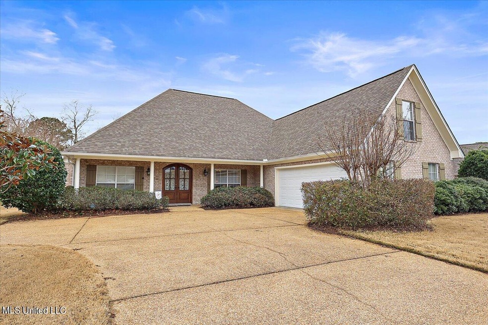 117 Eastside Dr Pic#1