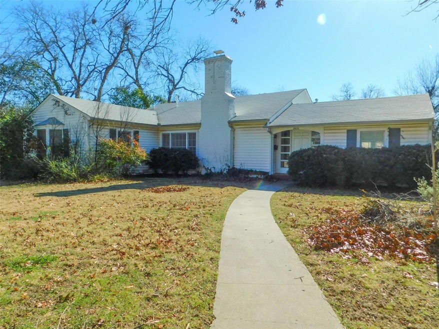 2035 Houston Place, Denton, TX 76201 - photo 1