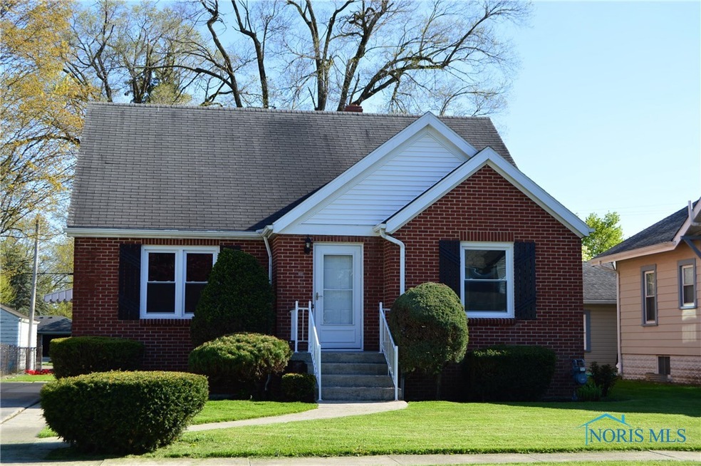 705 Cherry St, Findlay, OH 45840 - photo 1