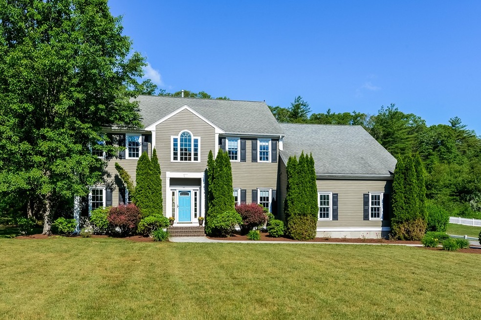 15 Evergreen Rd, Norfolk, MA 02056 - photo 1