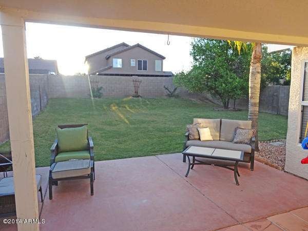 28_Backyard1