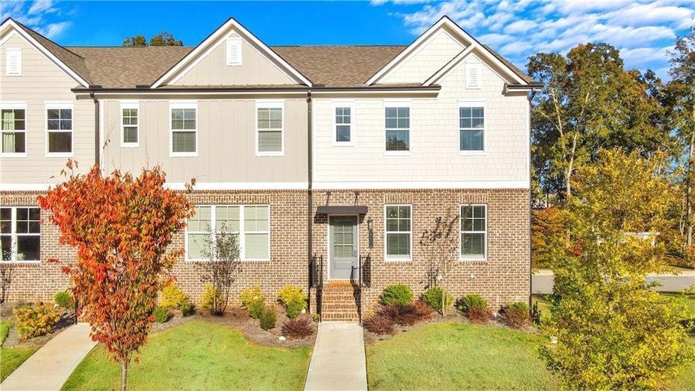 1274 Ainsworth Aly, Buford, GA 30518 - photo 1