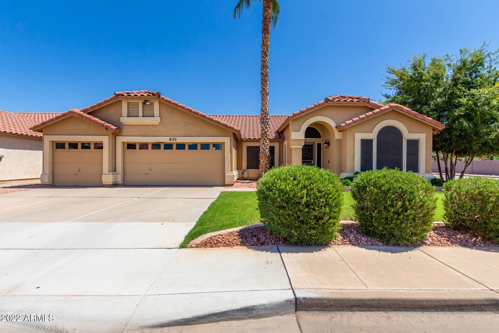 825 N Aspen Dr, Chandler, AZ 85226 - photo 1