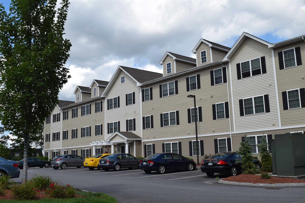 10 Sentinel Ct unit 306, Manchester, NH 03103 - photo 1