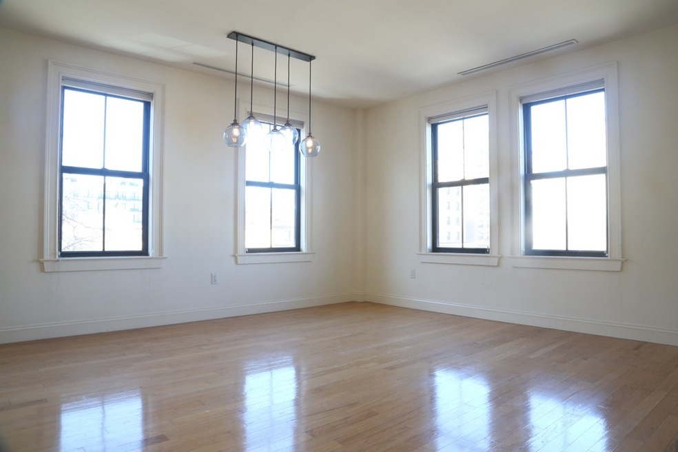 1 St George unit 3B, Boston, MA 02118 - photo 1