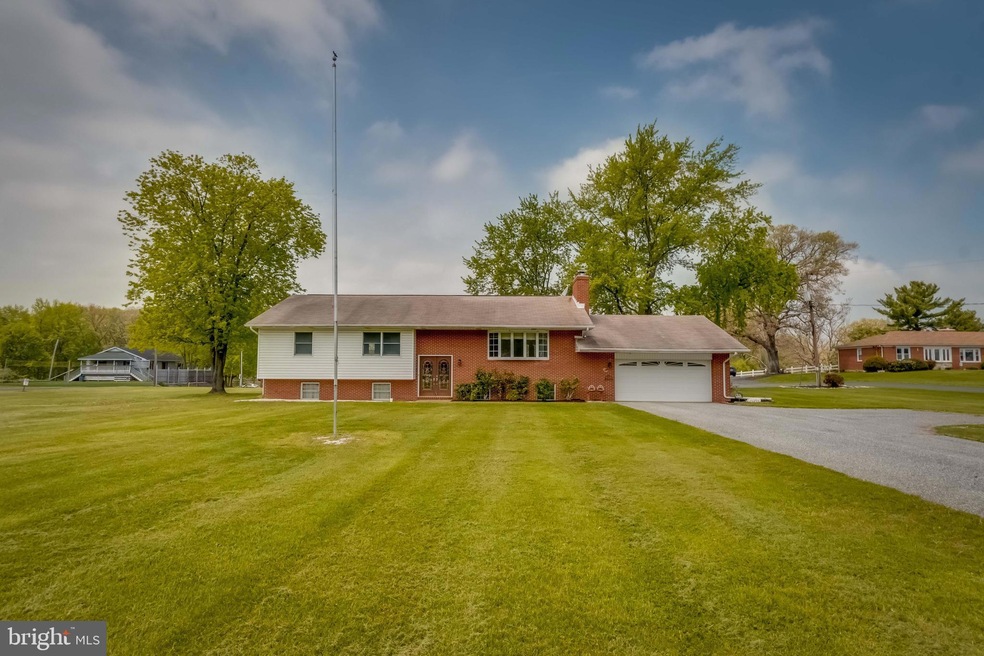 10126 Bird River Rd, Middle River, MD 21220 - photo 1