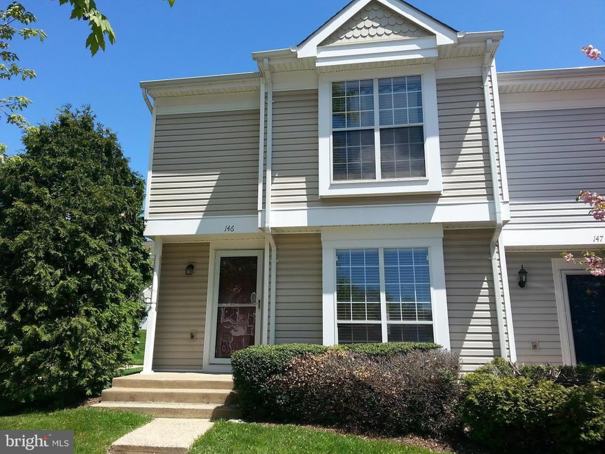 146 Edinburgh Square, Sterling, VA 20164 - photo 1