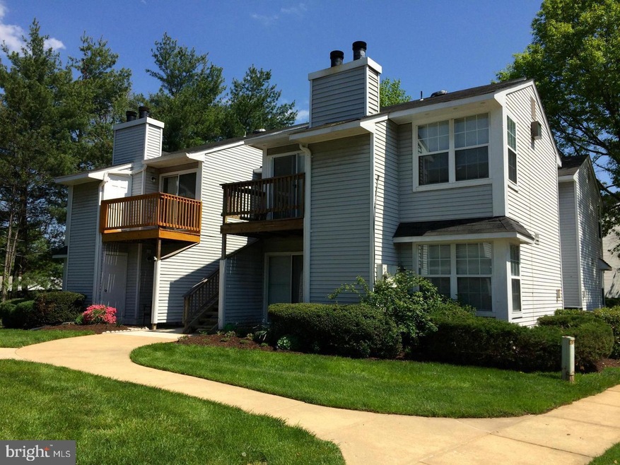 8633 Beekman Place unit 33-A, Alexandria, VA 22309 - photo 1