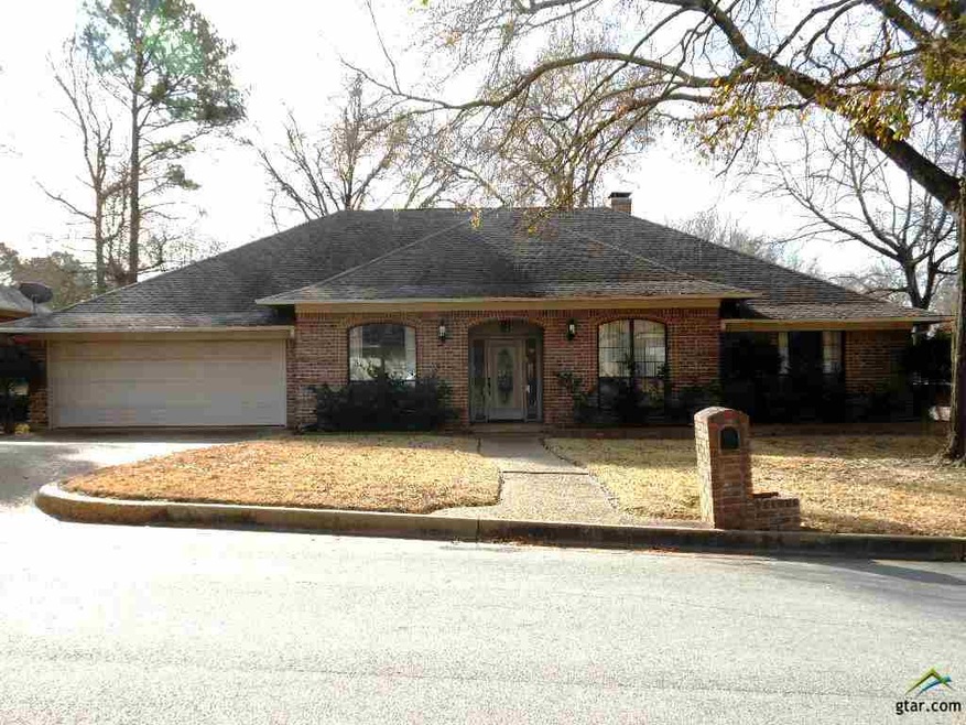 806 Cedar Creek Dr, Tyler, TX 75703 - photo 1